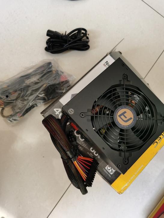安钛克NE400M 台式机电脑主机机箱铜牌...