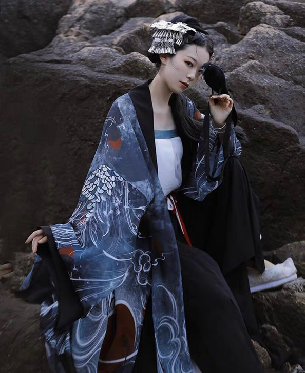 七月夕绝版汉服天衢 全套m码  全新仅试穿...