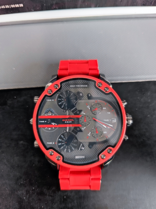 迪赛刀锋战士，黄景瑜同款，成色95新以上，...