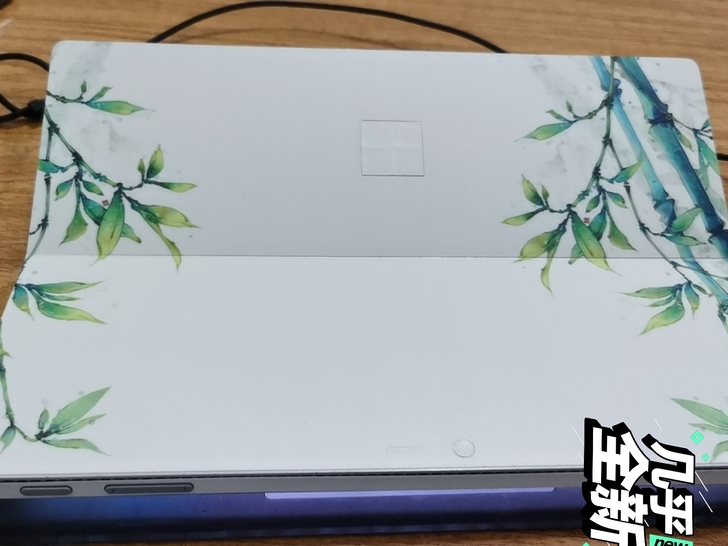 微软电脑一台，可小刀新买电脑，旧电脑直出