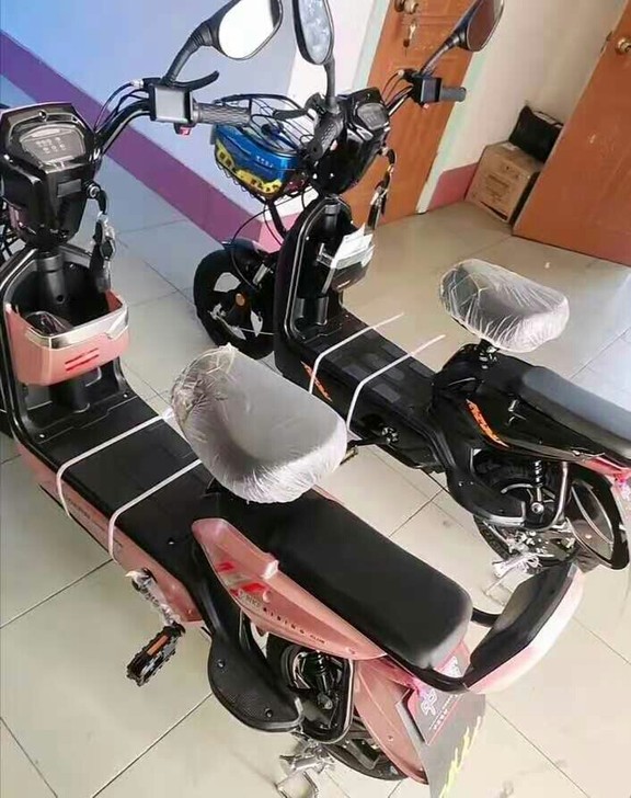 中富电动车,全新未拆封的全新全新中富电动车...