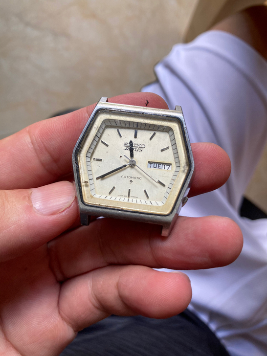 Seiko 6309配件表 日历快拨正常 ...