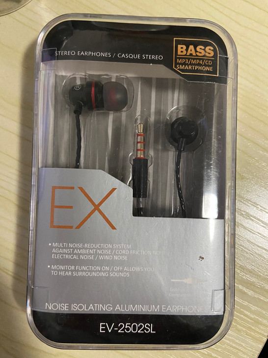 realme原装耳机未拆封