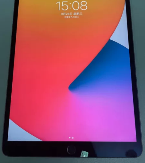 出售苹果平板,原装无拆卸。 ipad Ai...