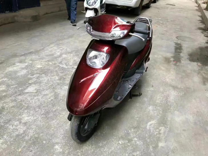 出售一台二手大公主摩托车 非诚勿扰 整车原...