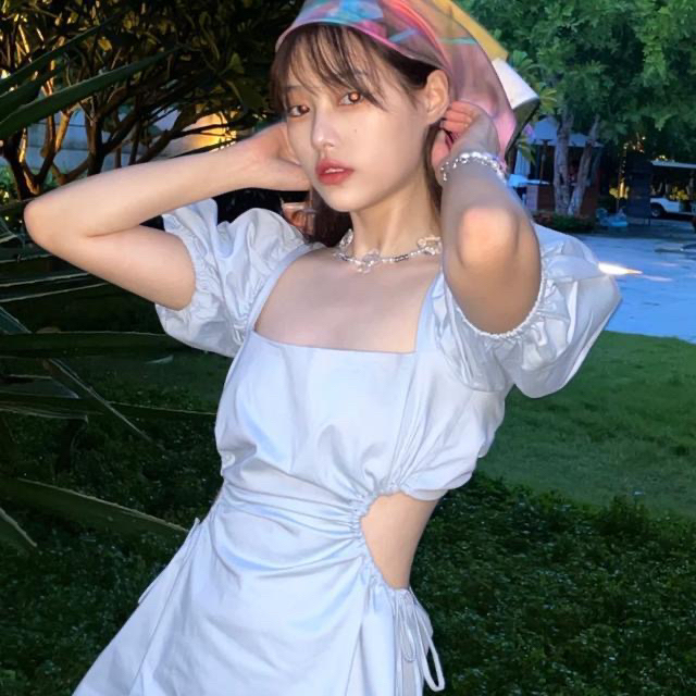2021连衣裙女夏季性感露背气质修身纯欲小...