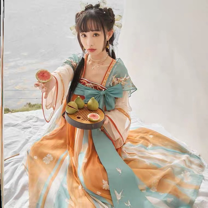 瑶妹十三余