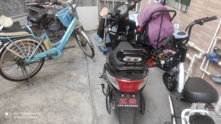 五羊电动摩托车60v20a买的时候两千八百...