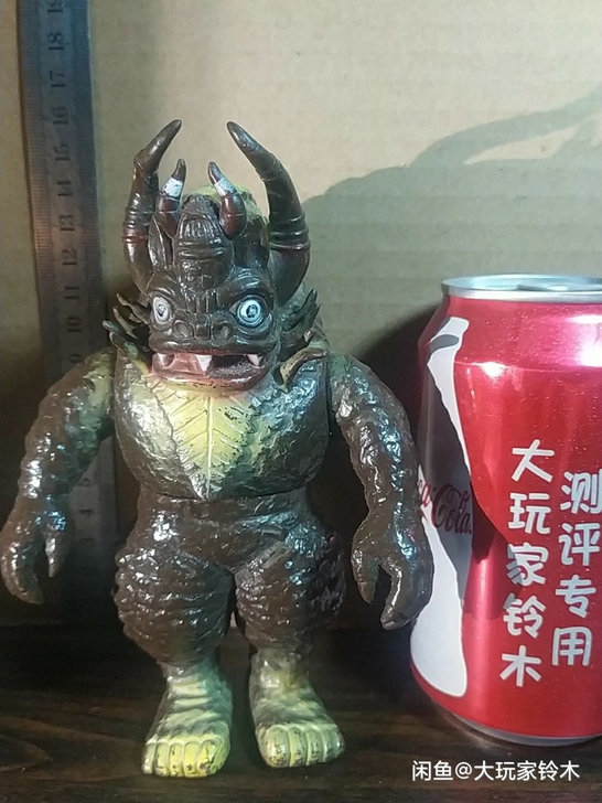 胶囊怪兽米克拉斯万代日版奥特曼怪兽软胶火花...