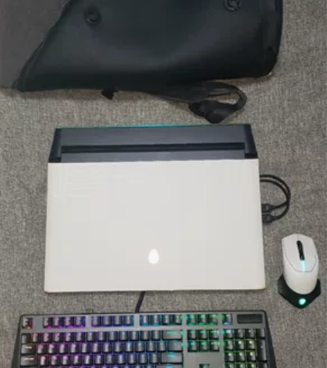 便宜甩了啦！外星人 Alienware 5...