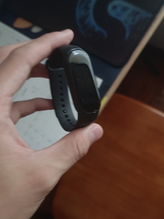 小米手环5 不想要了，带了一个月，充电线不...