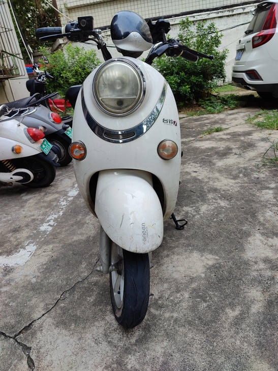 台铃60V，电瓶新，TP，离开南宁忍痛出手。