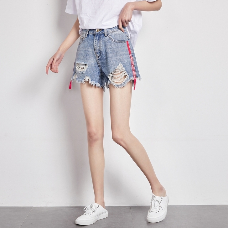 唐狮牛仔短裤 洗过几次