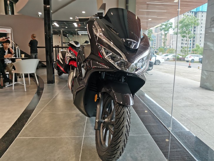 新大洲本田PCX150踏板车，eSP水冷单...