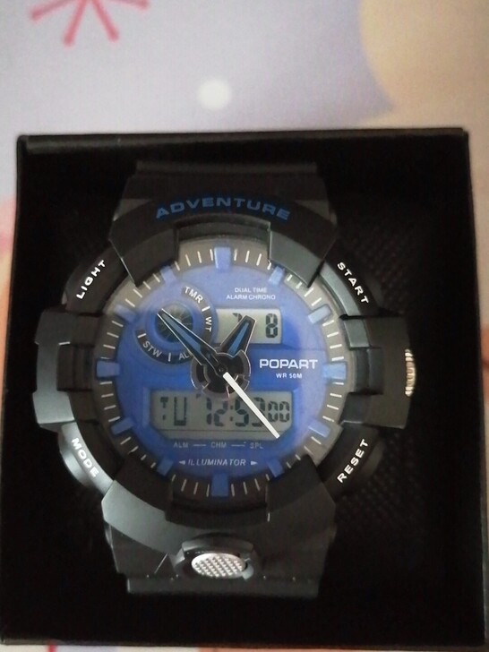 出售全新手表，大号50米深度防水，有夜光功...