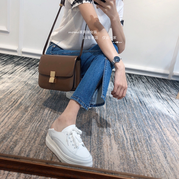 不规则开叉喇叭牛仔裤