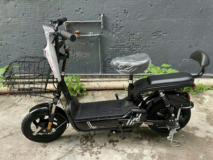 霸王头金豆，国  标大 证，大鼓刹，遥控，...