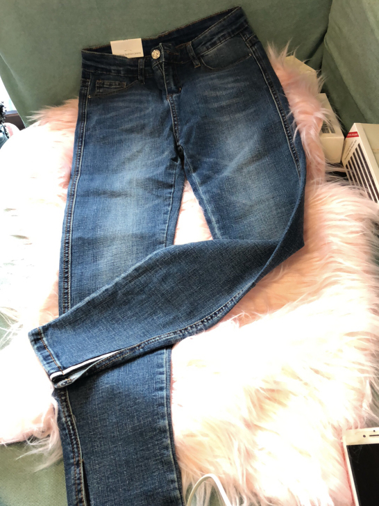 26的牛仔小脚裤 弹力很大全新买来没穿过 ...