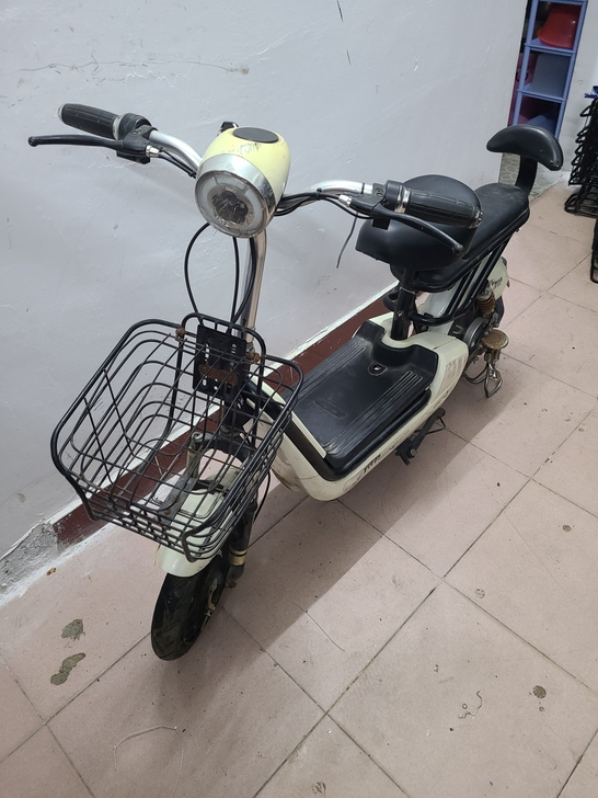 Design JB TOP电动车，二手电瓶...