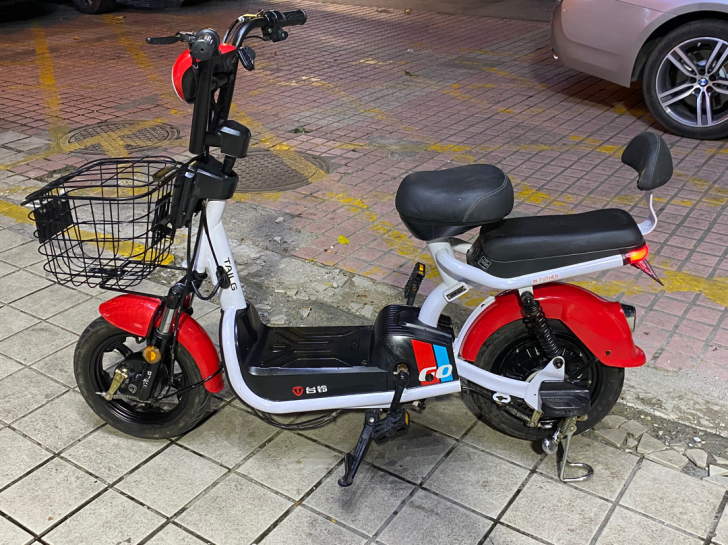 台铃电动车，整车九成新，满电可跑30公里，...