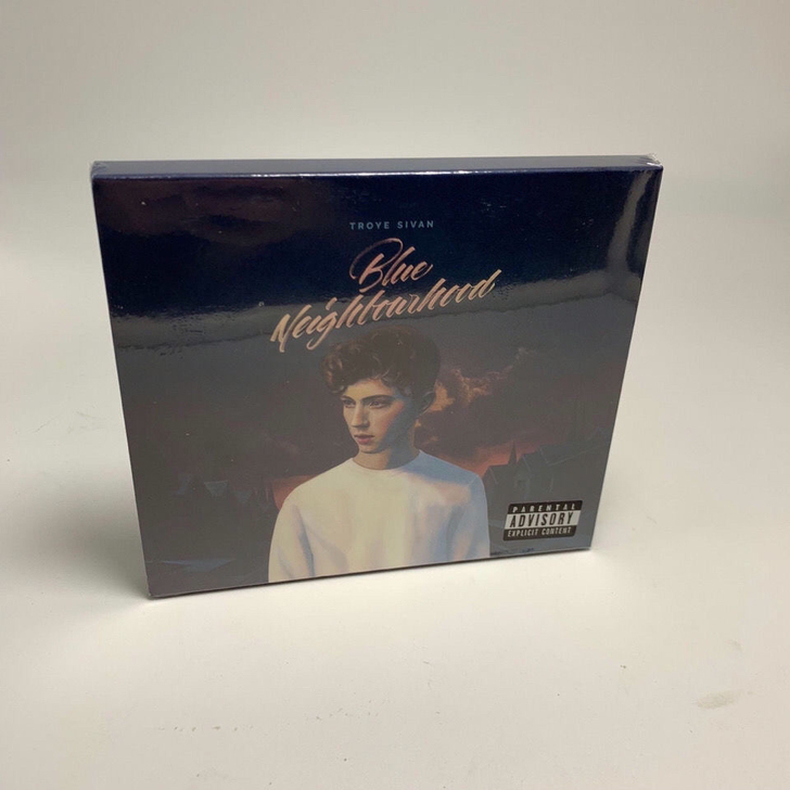 戳爷特洛伊特洛耶希文Troye Sivan...