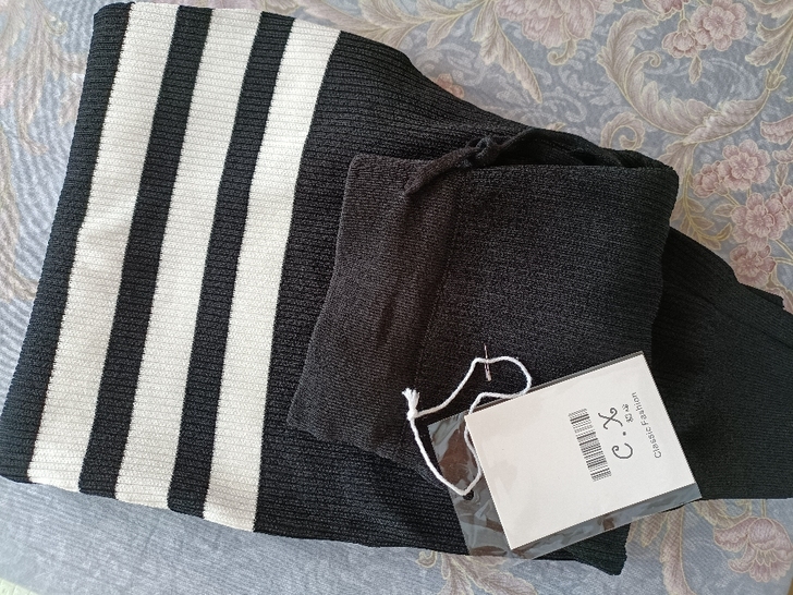 Tb风冰丝裤一次没穿过全新带标签 实体店买...