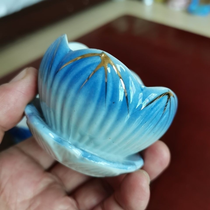 下乡一线活动放漏，八九十年代荷花蜡烛底座