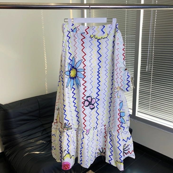 小众设计师款花朵线条素描印花一片式半身裙