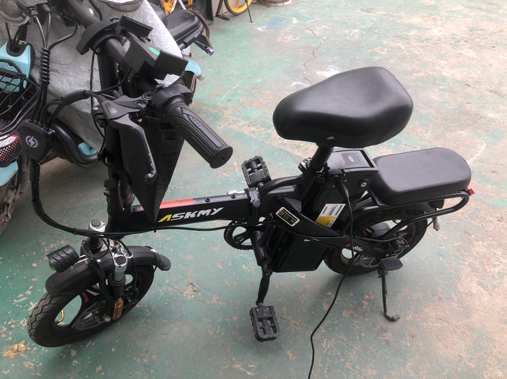 恩斯迈国标折叠电动自行车,锂电池代驾电动自...