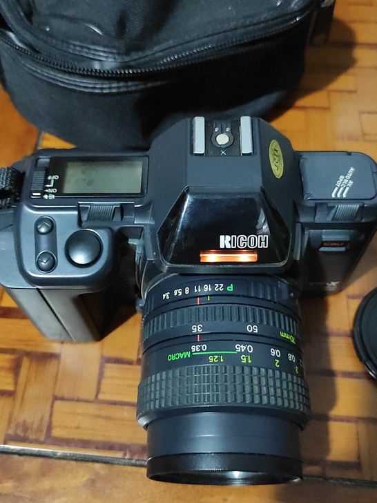 理光XR一X胶卷相机,品相九成新,正常使用...