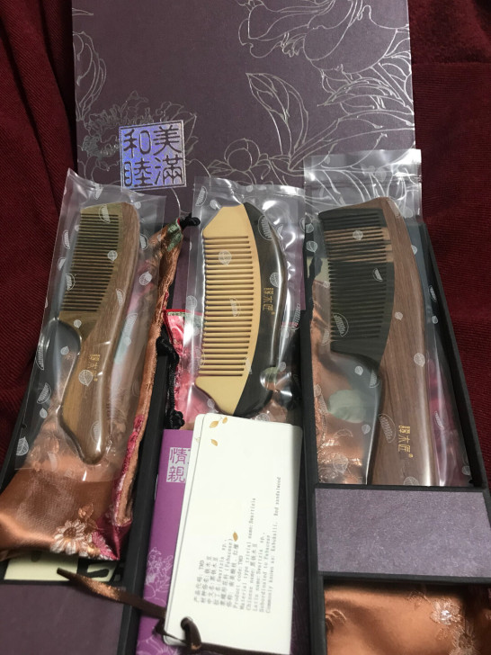 谭木匠 和睦美满 全新三把木梳子礼盒，全新...