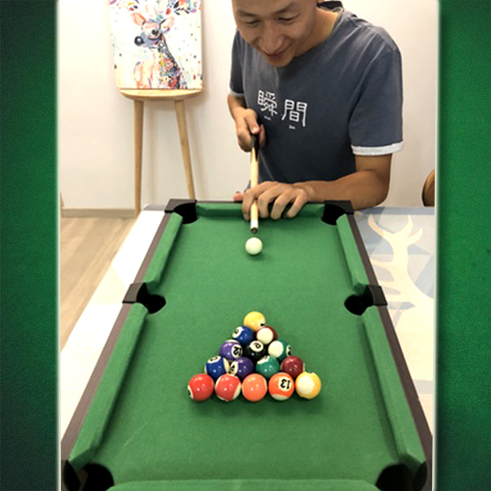 迷你桌面版台球