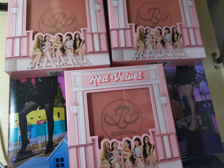 出 redvelvet queendom裸...