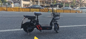 全新雅迪电动车急转。只支持青浦面交。我的小...