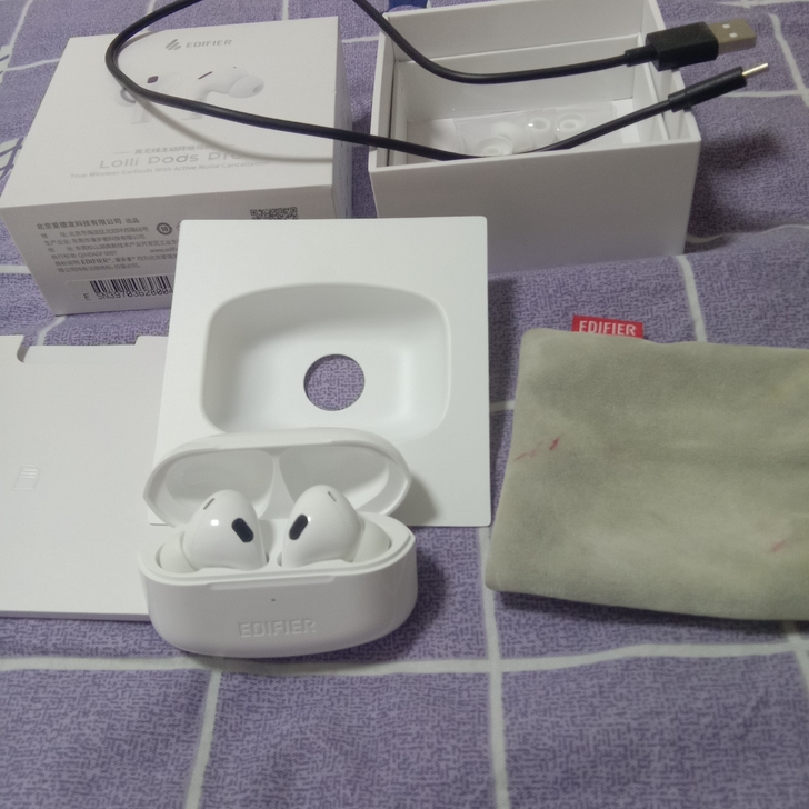 漫步者蓝牙耳机 自用3个月 配件齐全 包装...