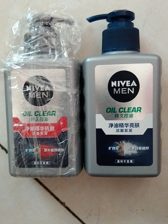 妮维雅控油抗痘洁面乳,天猫同款,外包装不好...