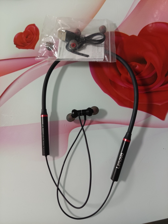 联想运动蓝牙耳机HE05X，京东59买的，...