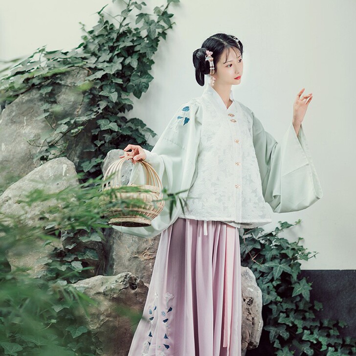 池夏 金陵往事:朝年华 原创改良汉服明制比...