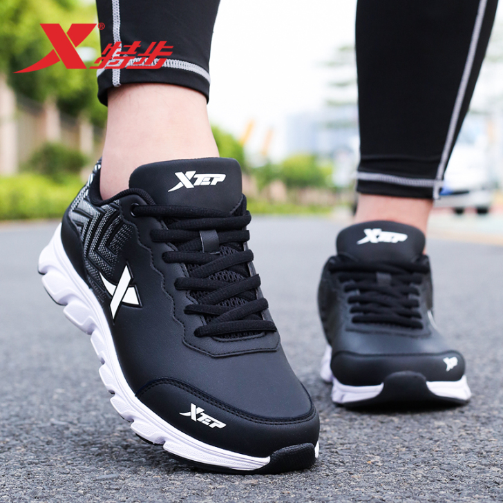 XTEP/特步 跑步鞋