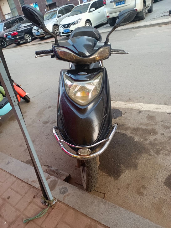 爱玛电动踏板，电动车，60伏的，带保险杠后...