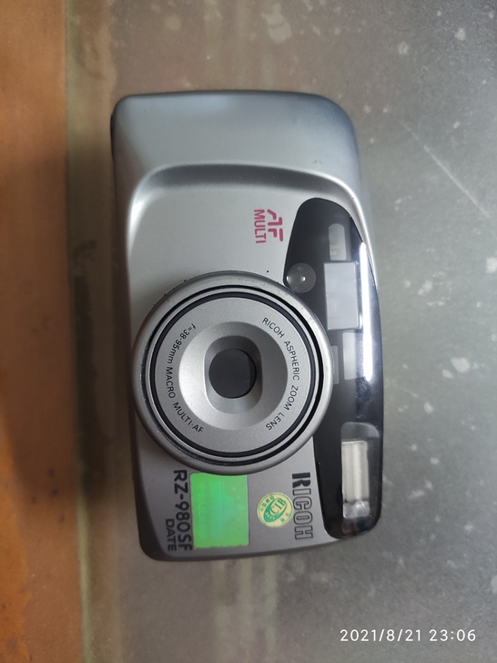 出一台理光RZ-980SF胶片相机，成色如...