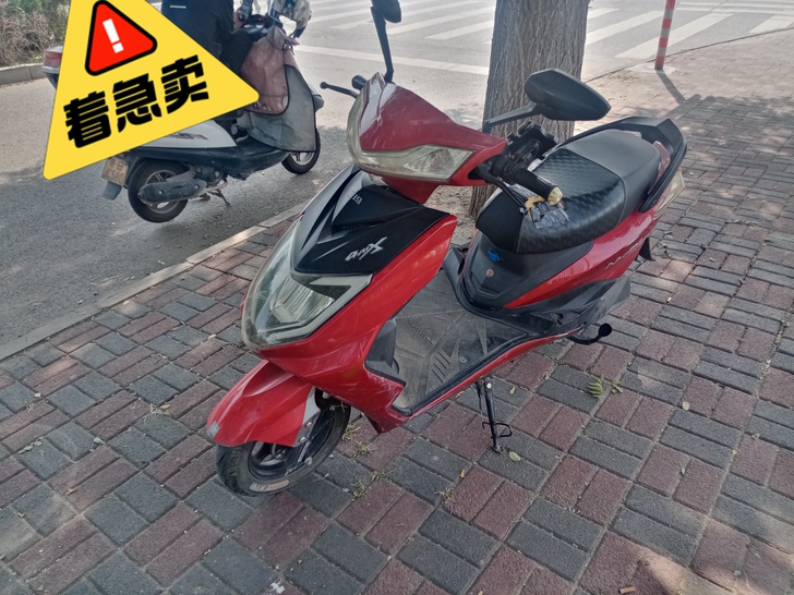 72v20Ah大电池爱玛电动车,自己最近一...