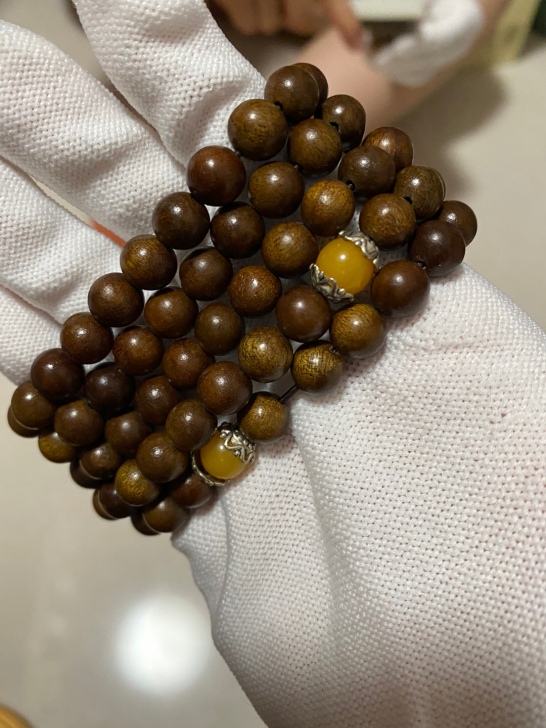 两串 闲置 出 标价为一串