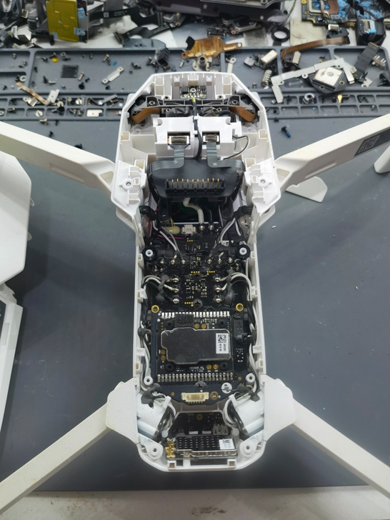 大疆御pro无人机专修  云台乱转  机臂...