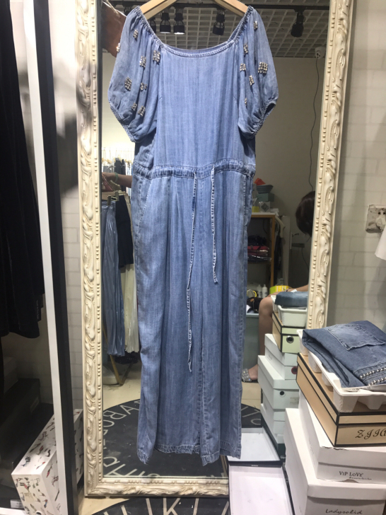 超级薄又柔软的进口牛仔棉连体裤。 原价59...