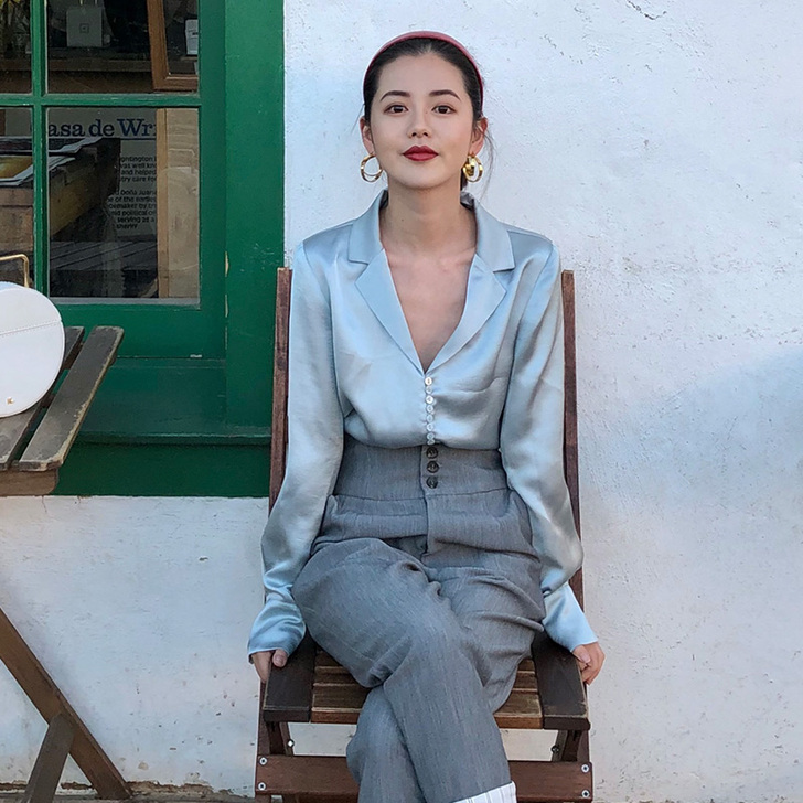 chic早秋缎面衬衫女2018新款秋装上衣...