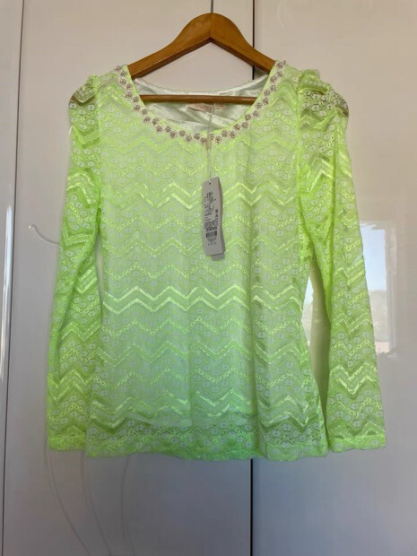 气质简约镂空蕾丝衫上衣