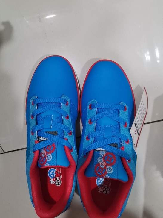 全新正品！特步女款，