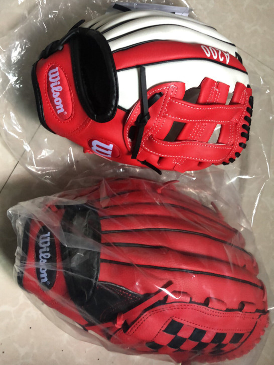 全新威尔逊棒球手套，多款可选