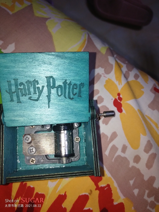 复古迷你音乐盒古典木质八音盒。随机发货